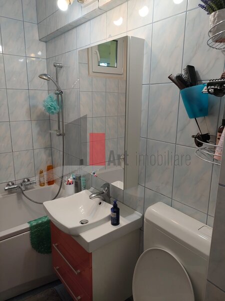 Metrou Titan 0% comision, 3 camere parcare nominala, centrala termica