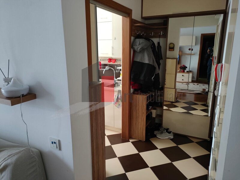 Metrou Titan 0% comision, 3 camere parcare nominala, centrala termica