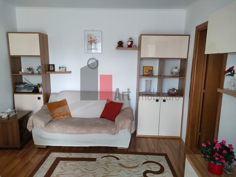 Metrou Titan 0% comision, 3 camere parcare nominala, centrala termica