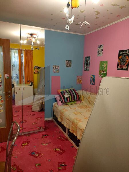 Metrou Titan 0% comision, 3 camere parcare nominala, centrala termica