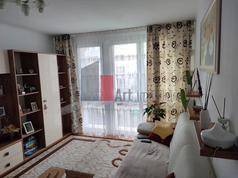 Metrou Titan 0% comision, 3 camere parcare nominala, centrala termica